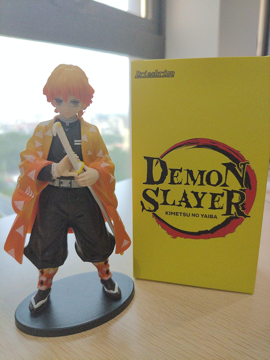 Demon Slayer Figure Action Figure Zenitsu Agatsuma Bedroom Desktop Decoration Tanjirou Figure Toy Doll Gift for Anime Fans 6.7Inch